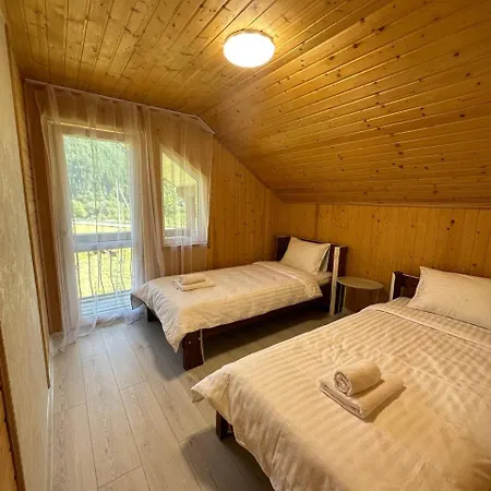 Pink House Karpaty Apartamento Krivorovnya